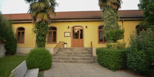 Slideshow Image