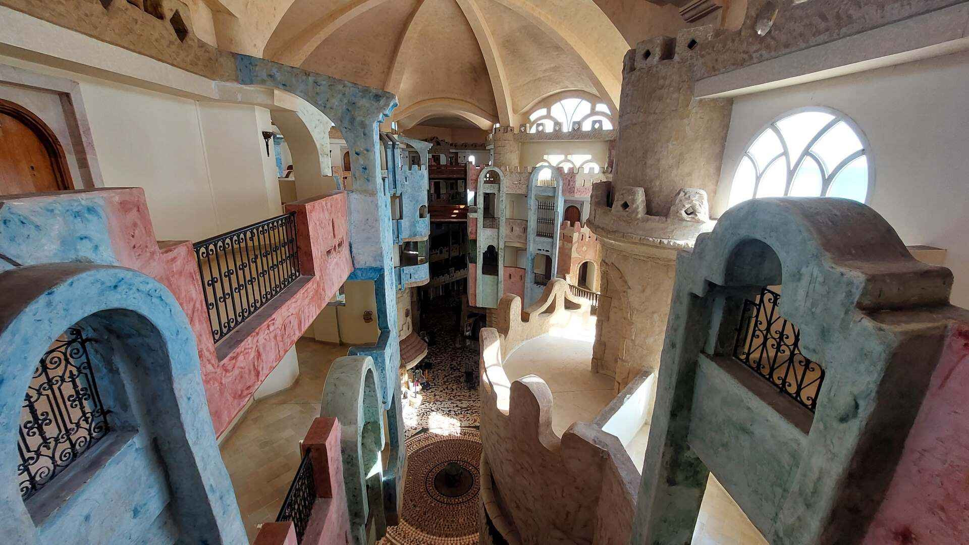 Slideshow Image